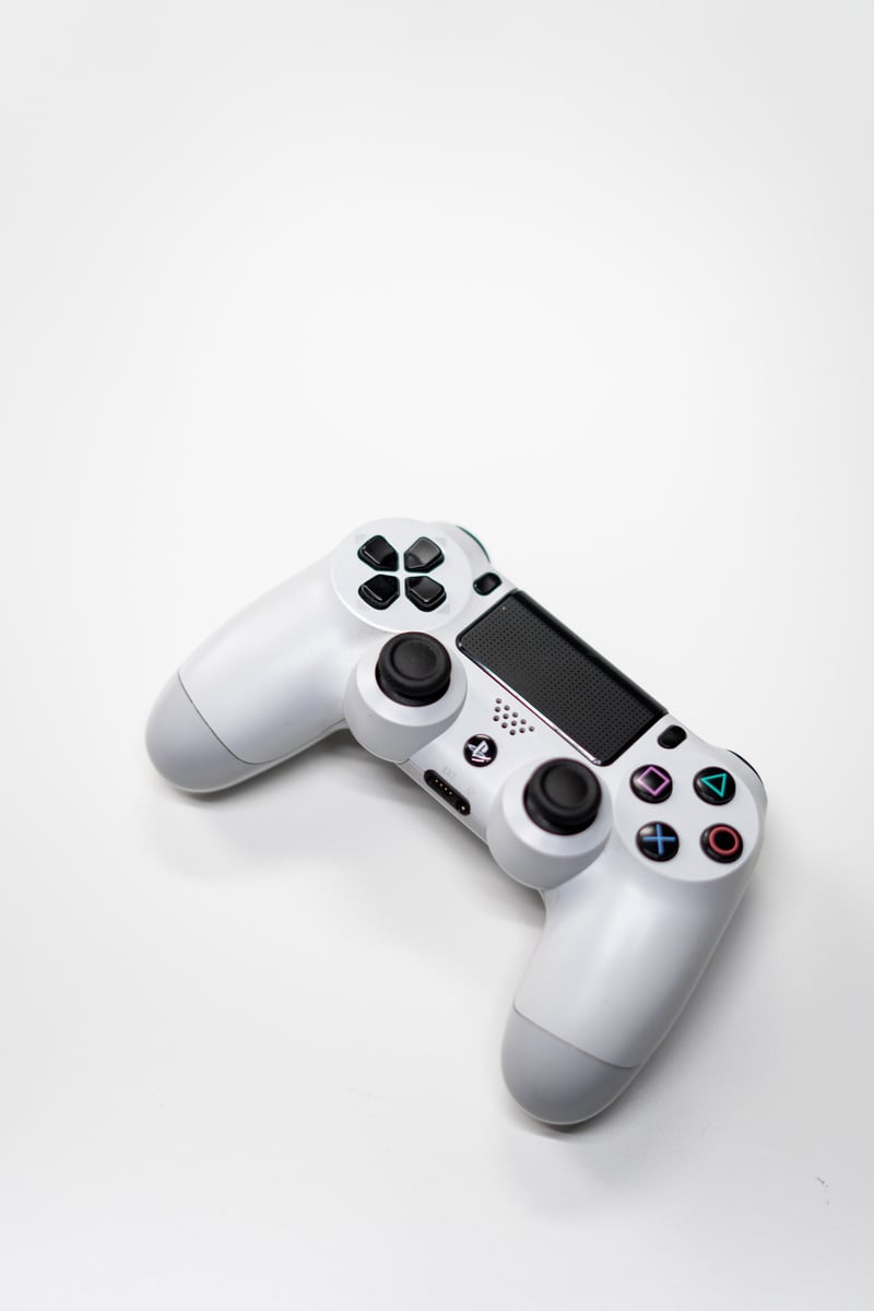 White Sony Ps4 Controller